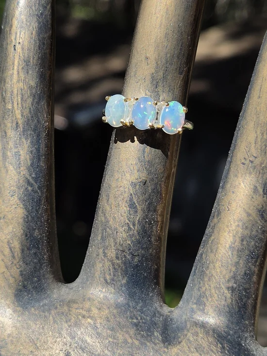 Opal Trio Solitaire Sterling & Gold Ring Sz6.75 - Picture 4 of 7